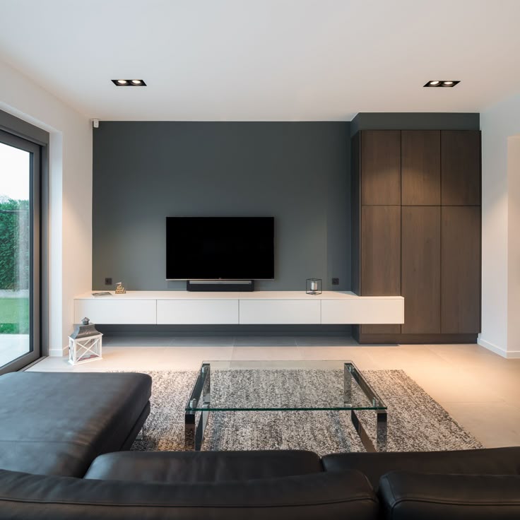 Indoor & Outdoor Logo Projector Light USE